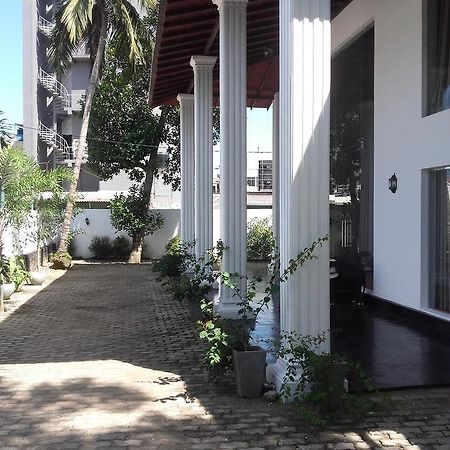 The Kingston Hotel Kiribathgoda Ngoại thất bức ảnh