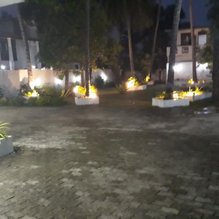 The Kingston Hotel Kiribathgoda Ngoại thất bức ảnh