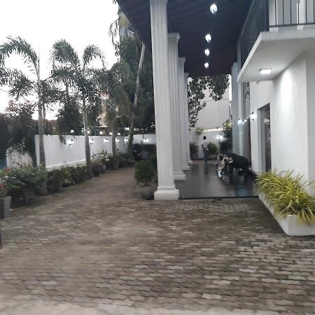The Kingston Hotel Kiribathgoda Ngoại thất bức ảnh