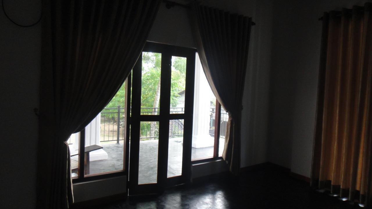 The Kingston Hotel Kiribathgoda Ngoại thất bức ảnh