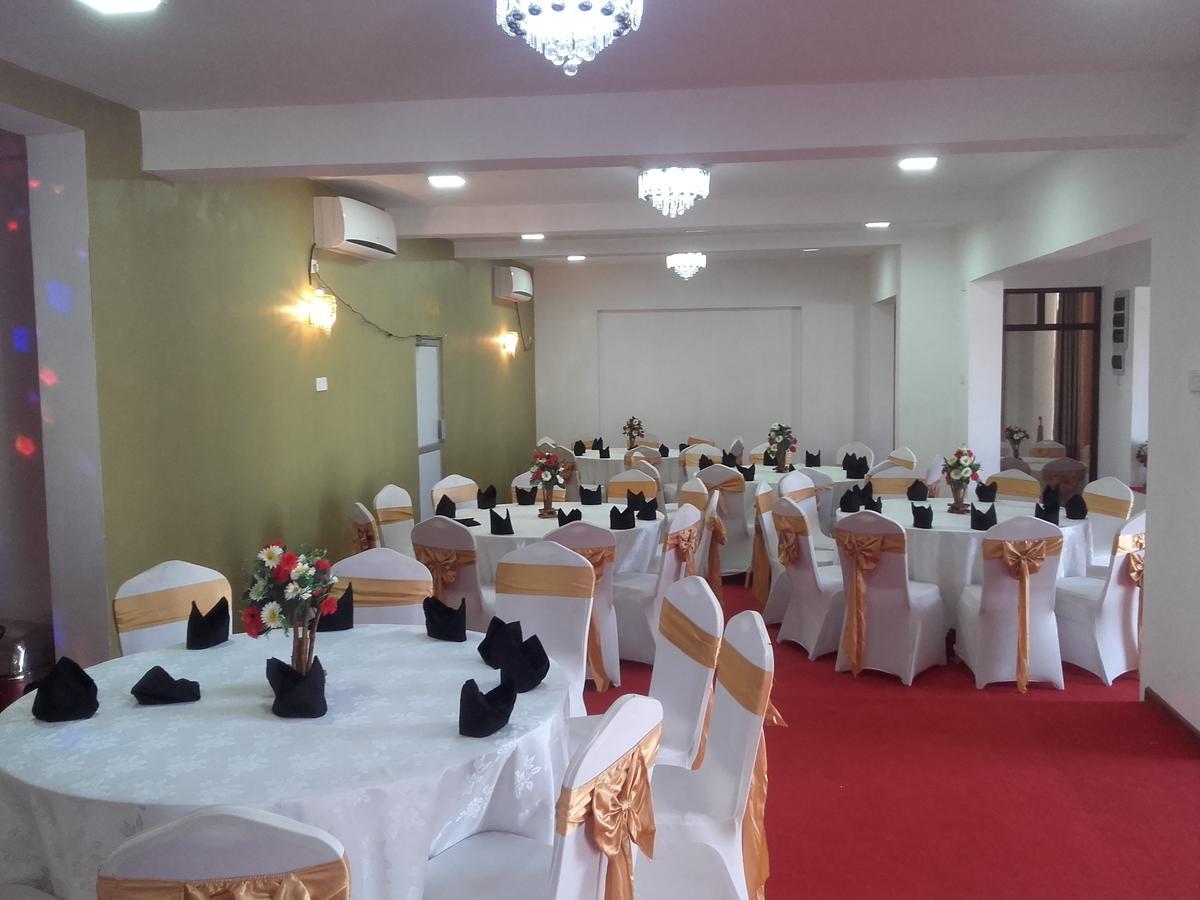 The Kingston Hotel Kiribathgoda Ngoại thất bức ảnh