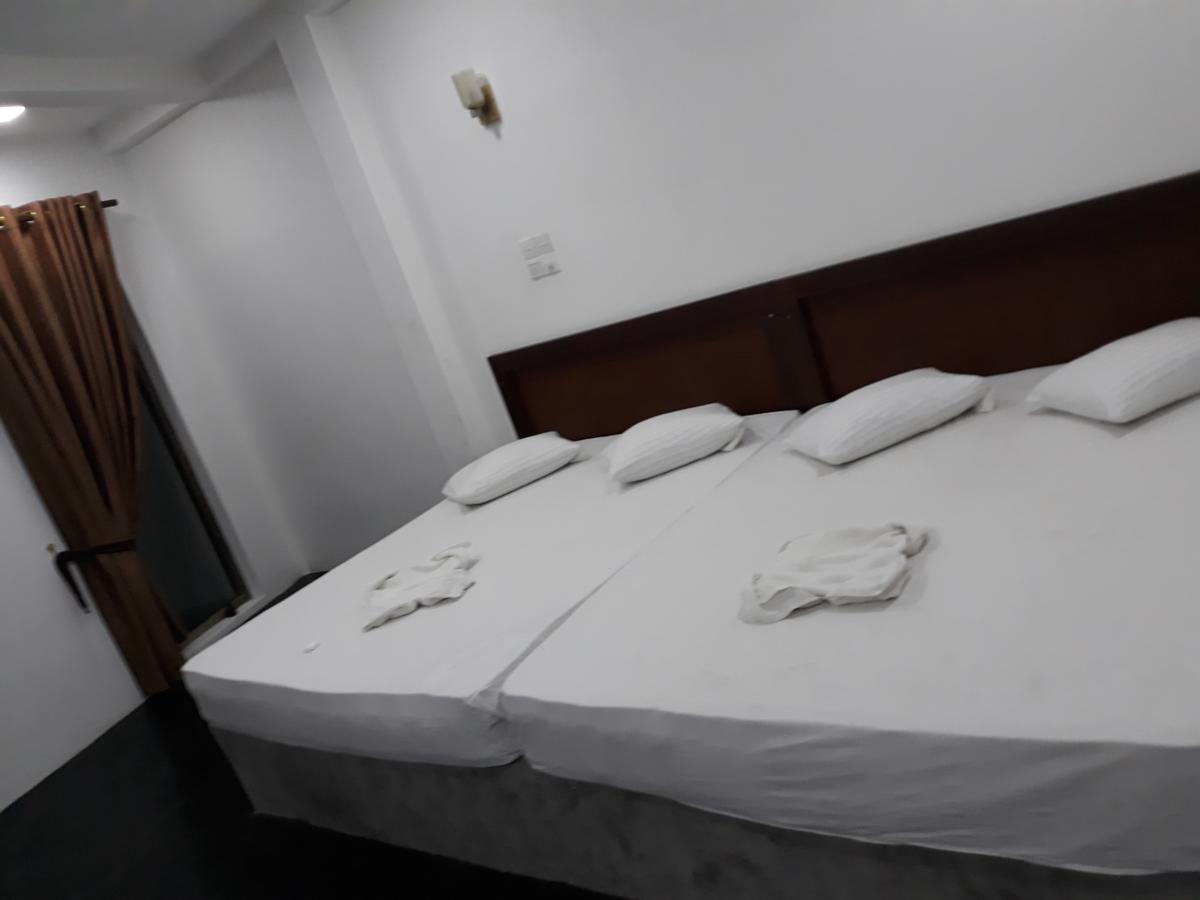 The Kingston Hotel Kiribathgoda Ngoại thất bức ảnh